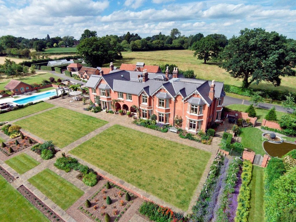 5 Most Expensive Areas to Live in the West Midlands