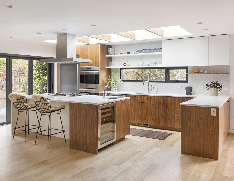 What You Should Consider Before Installing New Modern Kitchen Cabinets